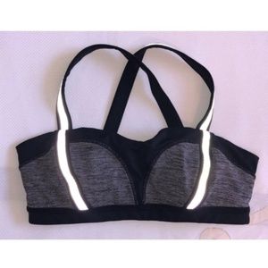 Lululemon Illuminate Bra - size 6 - Coal